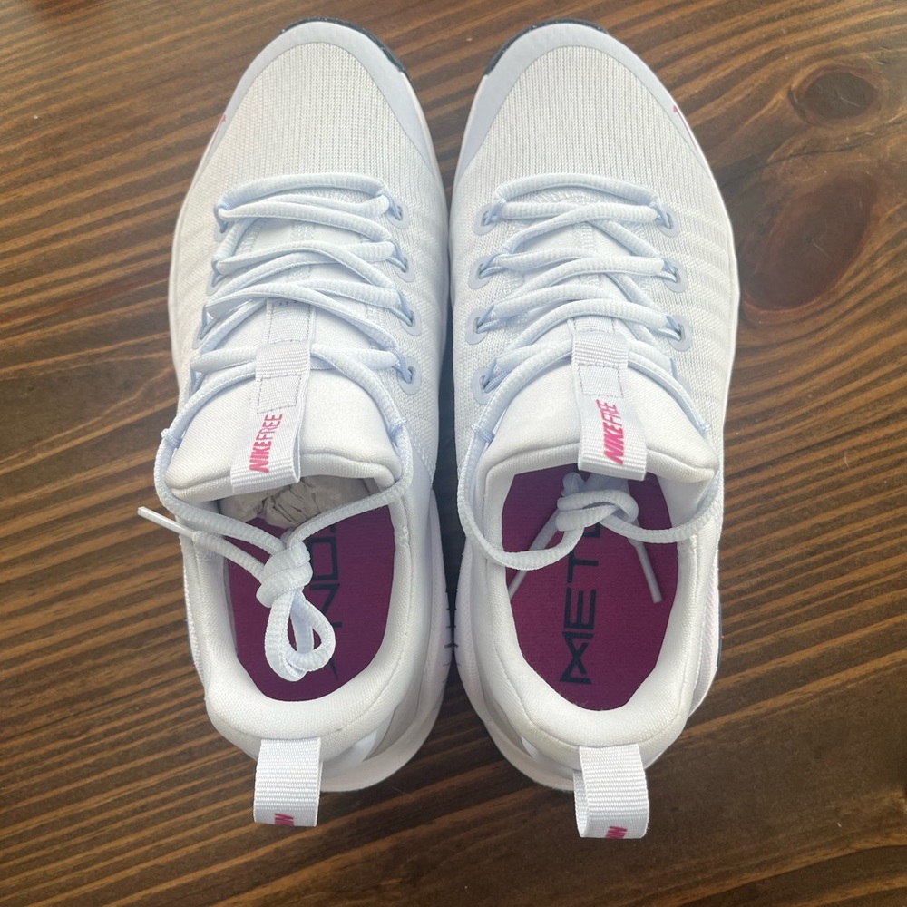 NWT Nike Women's White Sneakers